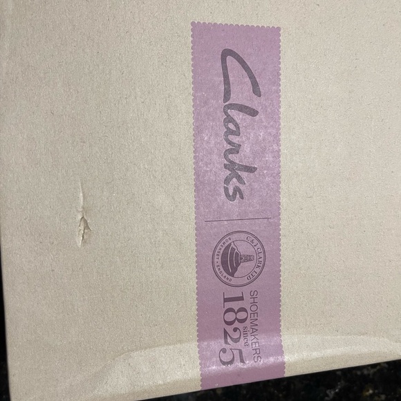 Clark’s black ankle boot - Picture 4 of 4